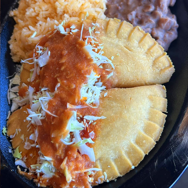 el-luchador-mexican-restaurant-downtown-gardner-ks-empanada-platter