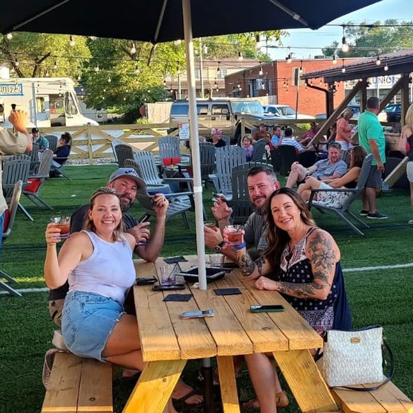 the-bellows-courtyard-bar-happy-customers-downtown-gardner-ks