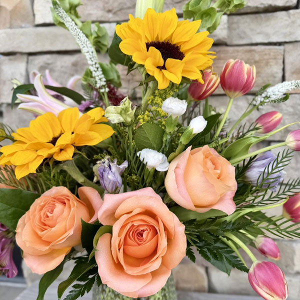 in-full-bloom-fresh-flowers-and-good-vibes-downtown-gardner-ks
