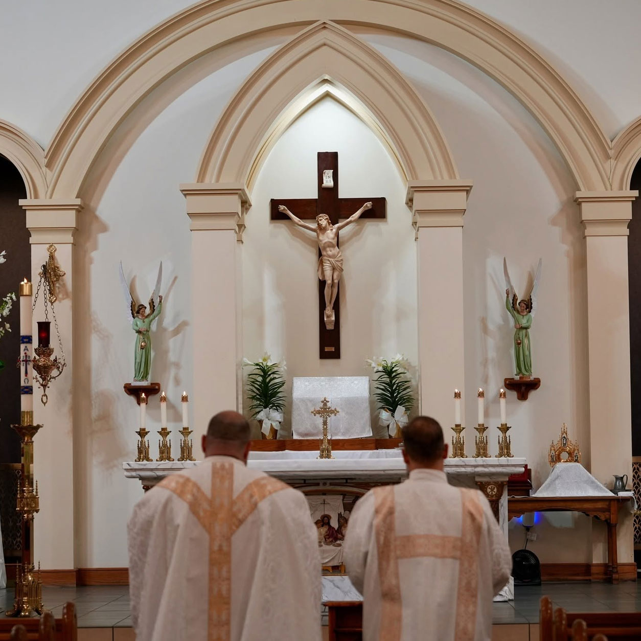 divine-mercy-parish-a-place-for-worship-downtown-gardner-kansas